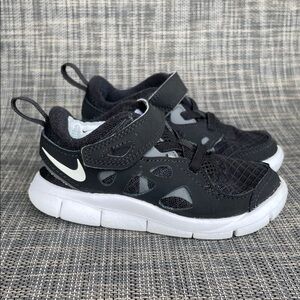 Nike Kids Free Run 2 TD Black White Sneakers Active Shoes Infant Toddler Size 7